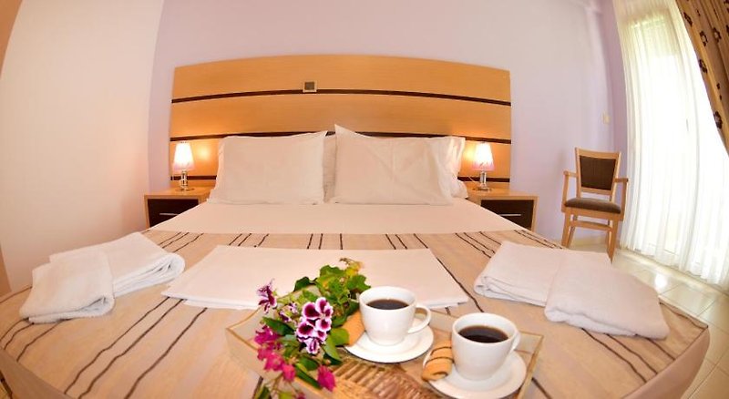 Hotel Phoenix Studios