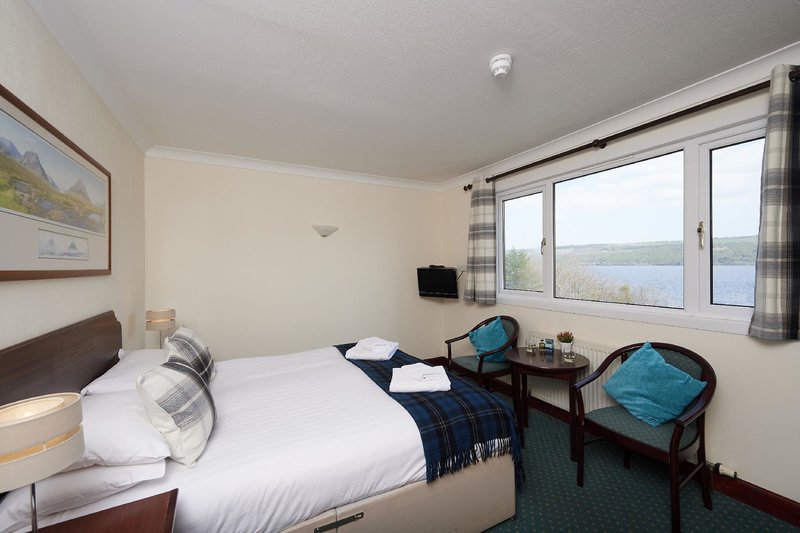 Hotel Loch Ness Clansman