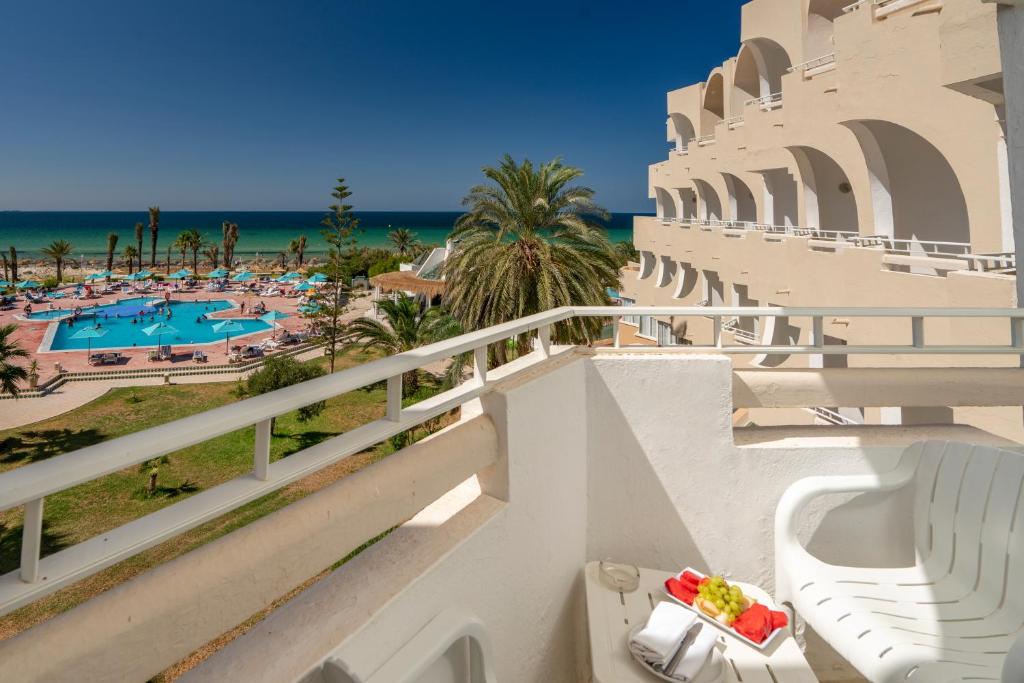 dal travel Helya Beach Resort