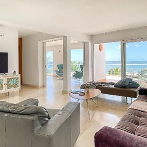 Hotel Nueva Suecia 716 cazare San Agustin