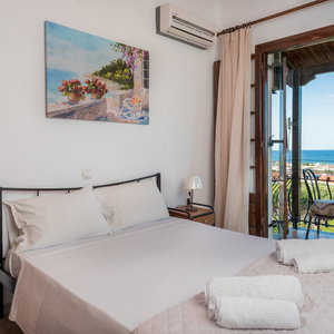 Hotel Yiannis Studios cazare Tsilivi