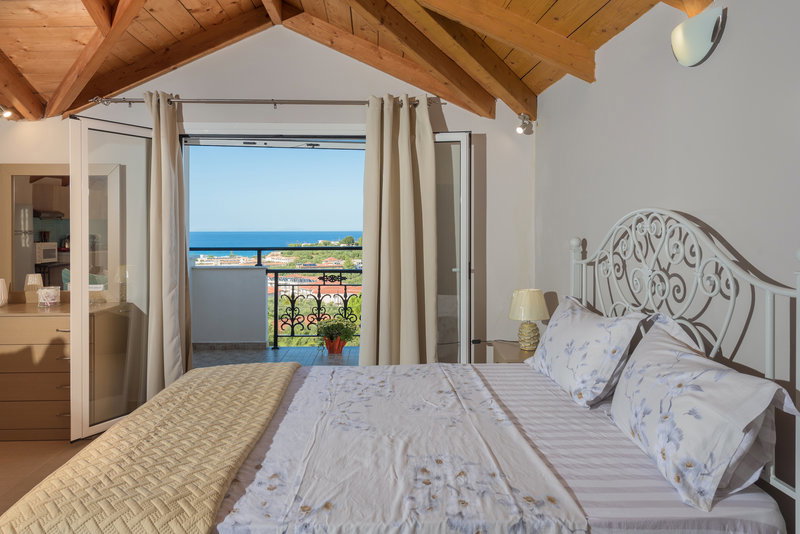 Yiannis Studios