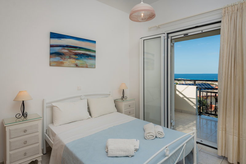 Yiannis Studios