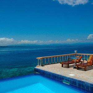 Hotel Eden Resort cazare Santander Poblacion