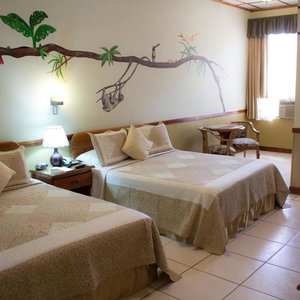 Hotel Adventure Inn cazare San Jose