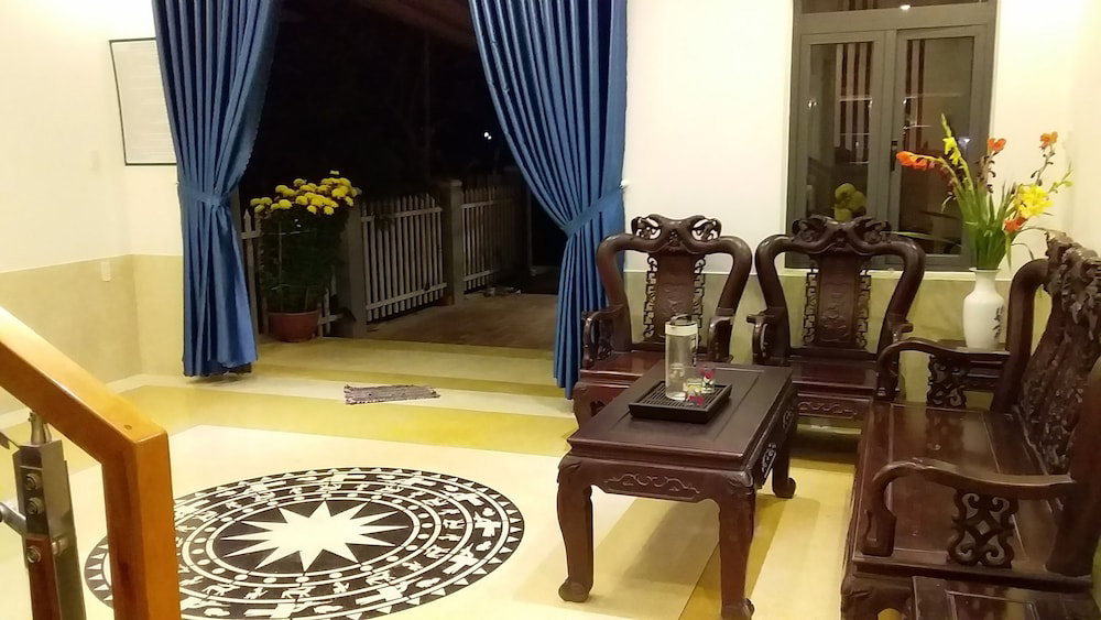 Hoang Y Homestay