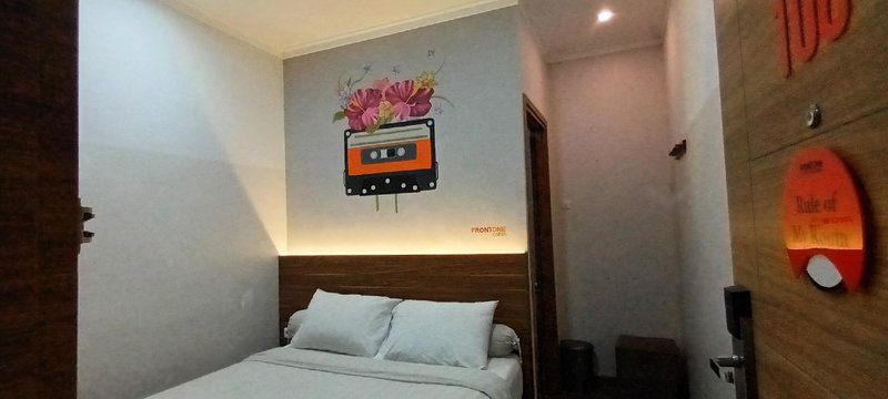 Hotel Front One Cabin Malioboro Jogja