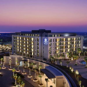 Sejur Doubletree By Hilton Abu Dhabi Yas Island Residences vacanta Abu Dhabi