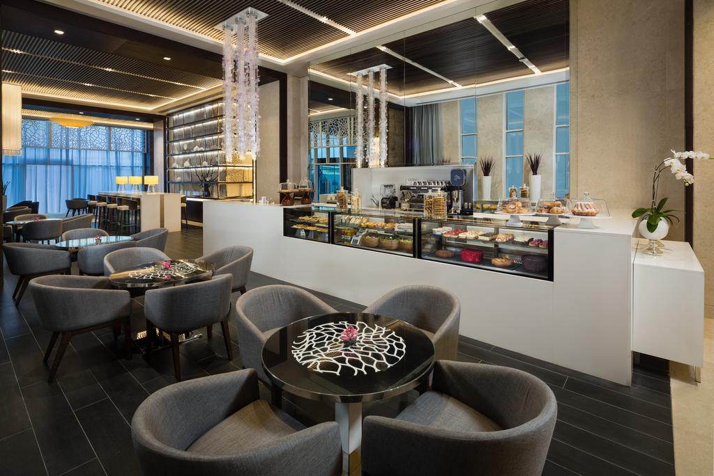 Beach Rotana Residences