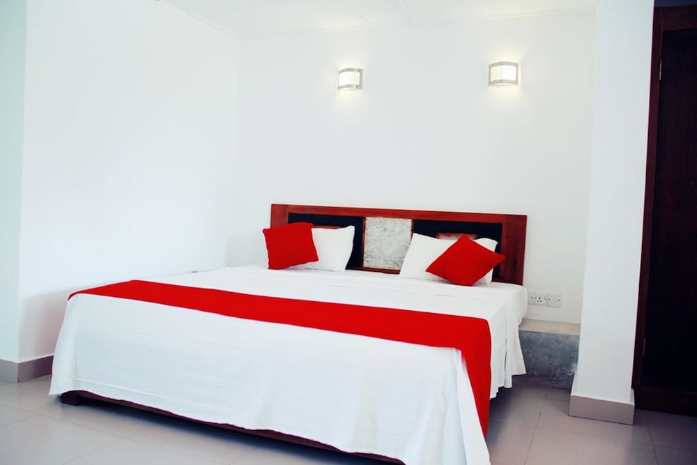 Seaway Hotel