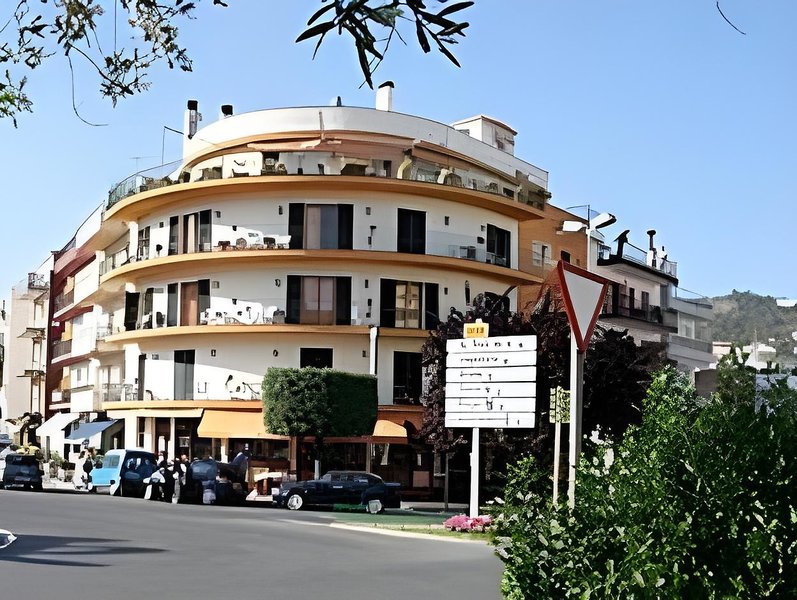 dal travel Apartaments Restaurant El Sol