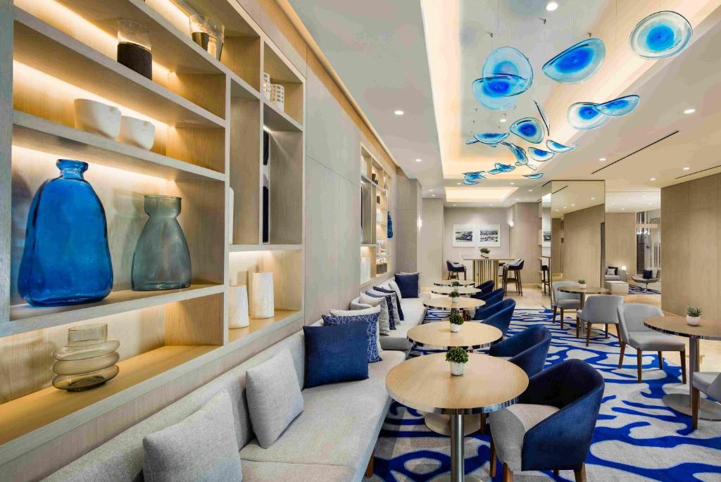 Beach Rotana – All Suites