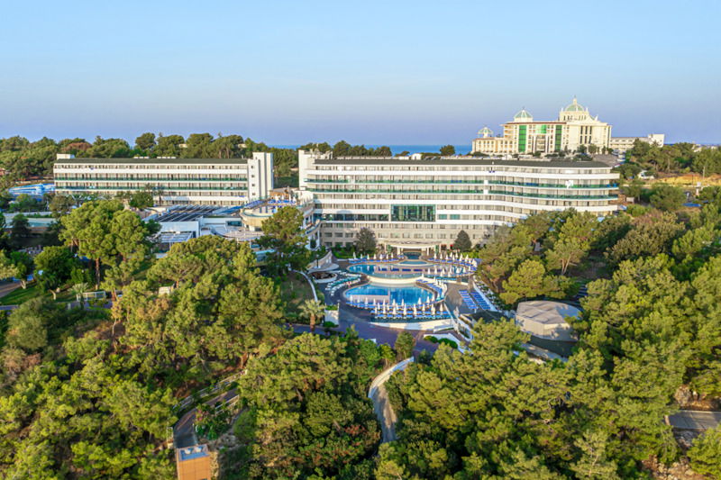 Hotel A Good Life Utopia Family Resort