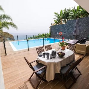 Hotel Atlantic Pearl Villa cazare Calheta