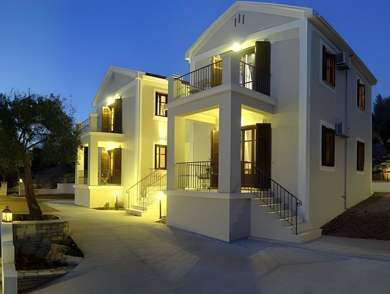 Hotel Adastra Ithaca Luxury Suites