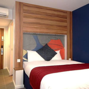 Hotel Ramada By Wyndham London Stansted Airport cazare Bishops Stortford