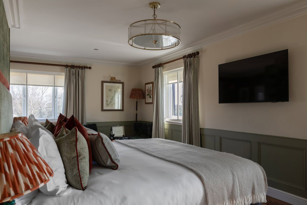 The Bridge Hotel