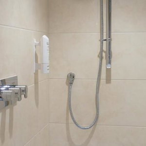 Hotel The Lawn Guest House cazare Horley