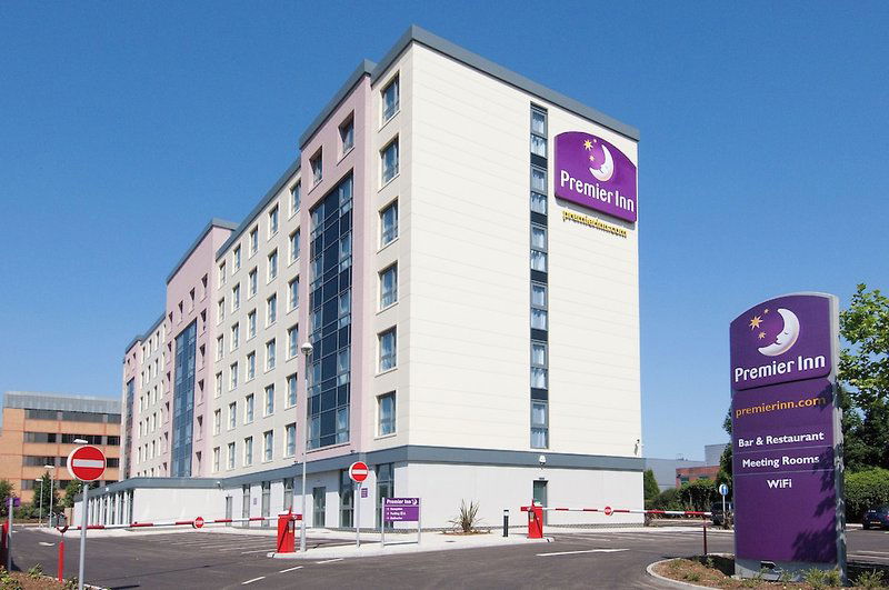Hotel Premier Inn London Gatwick Airport Manor Royal
