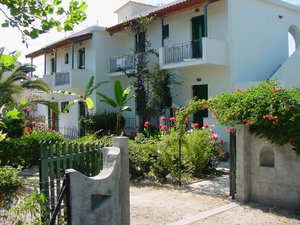 Hotel Kostas' Garden cazare Roda