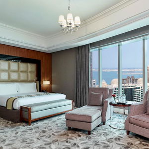 Sejur Crowne Plaza Doha West Bay vacanta Doha