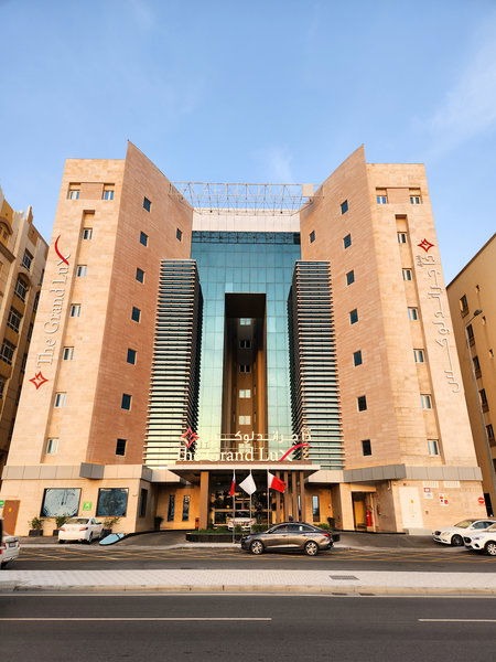 Hotel The Grand Lux Hotel