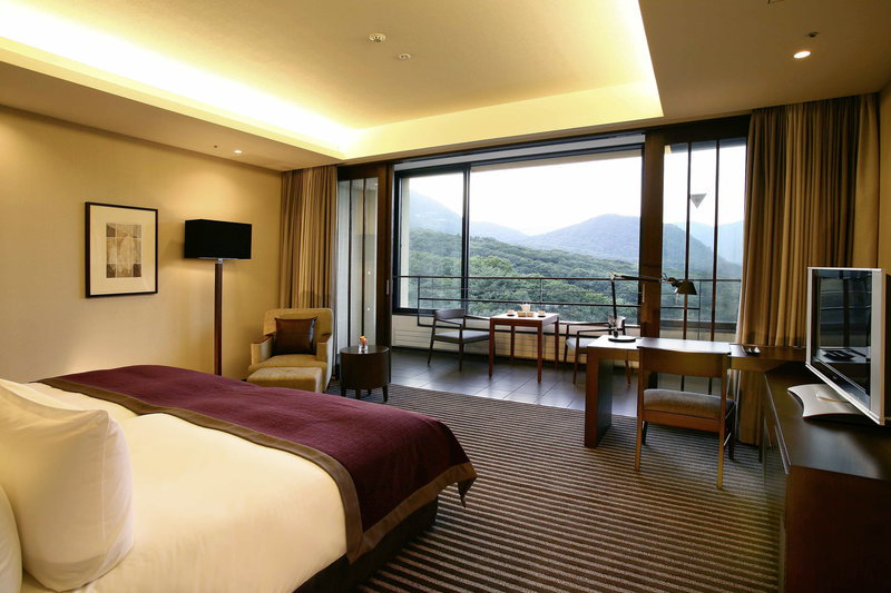 Hyatt Regency Hakone Resort And Spa