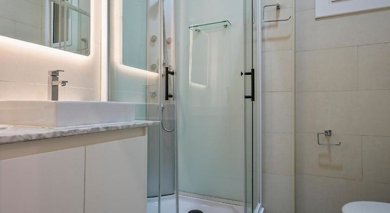 Midtown Luxury Apartments