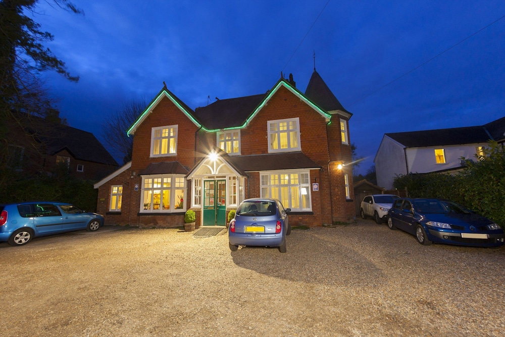 Hotel Gatwick Turret Guest House