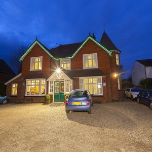 Sejur Gatwick Turret Guest House vacanta Horley