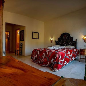 Hotel Antica Dimora La Corona cazare San Pantaleo