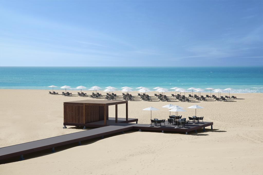 Saadiyat Rotana Resort And Villas