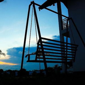 Hotel Avonil Resort Yala cazare Tissamaharama