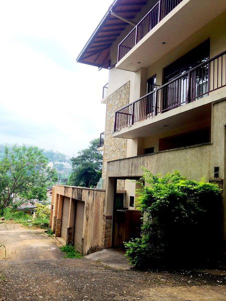 Hotel Lake Reach Residence