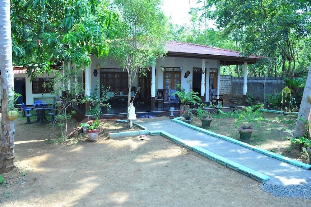 Hotel Dil Lanka Safari Resort