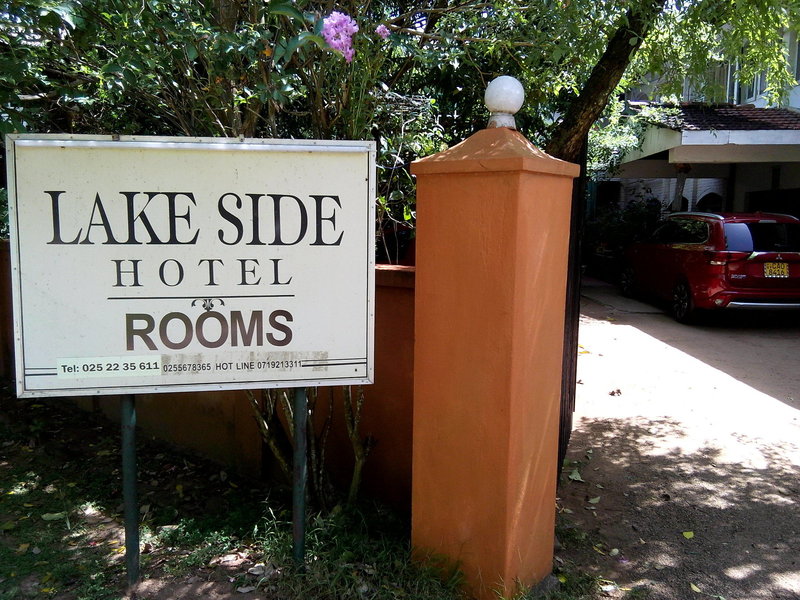 Lake Side Hotel