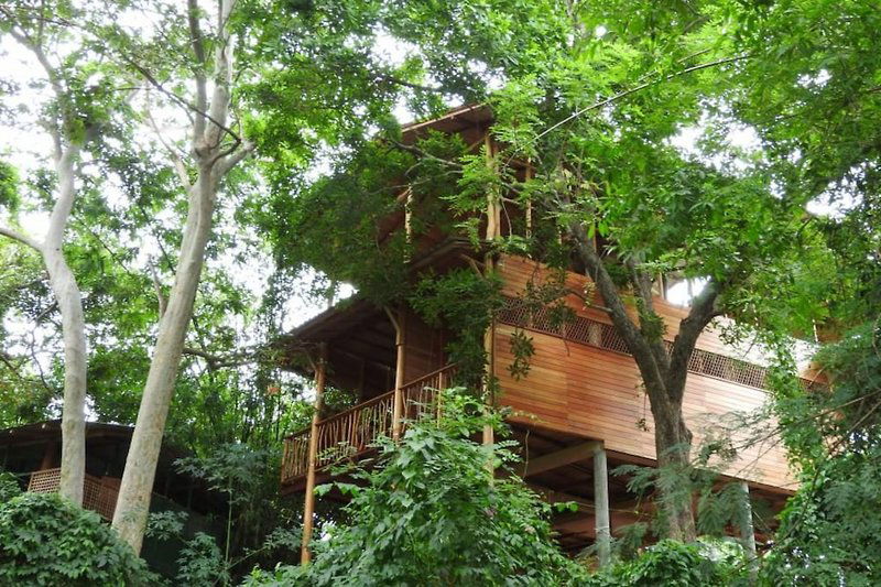 Hotel Riverside Cabana