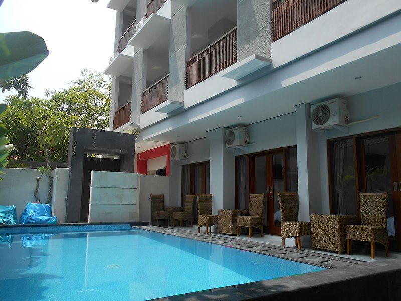 Hotel Spunky Premiere Kuta By Reddoors