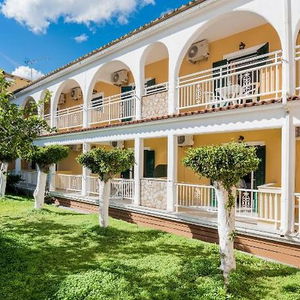 Hotel Olga Studios cazare Vasilikos