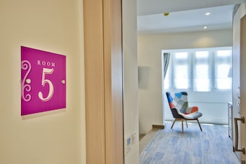 Piazza Suites B&B