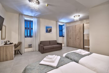 Piazza Suites B&B