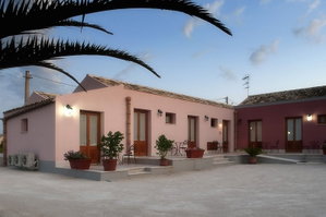 Hotel Agriturismo Baglio Antico cazare Trapani