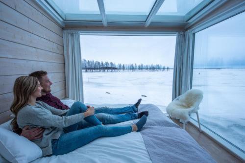 Hotel Seaside Glass Villas