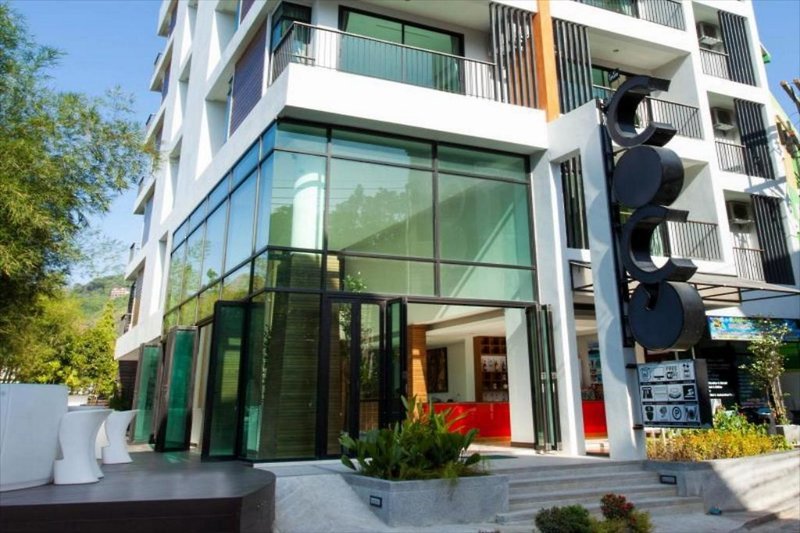 Moxi Boutique Hotel