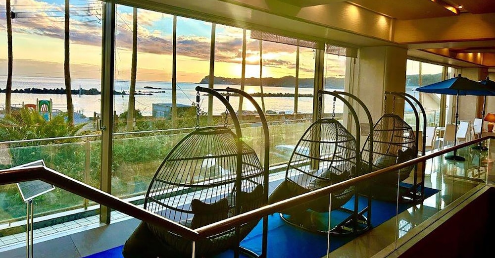 Mikazuki Sea Park Hotel Katsuura