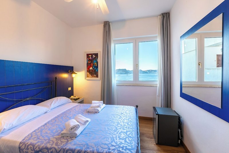 Hotel Torre Dei Borboni