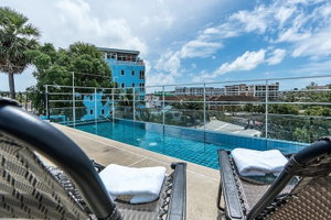 Hotel La Xenia Hotel Kata Beach cazare Karon Beach