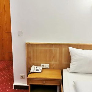 Hotel Hotel Olmuhle cazare Mombris