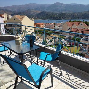 Hotel Colourful Apartments cazare Argostolion