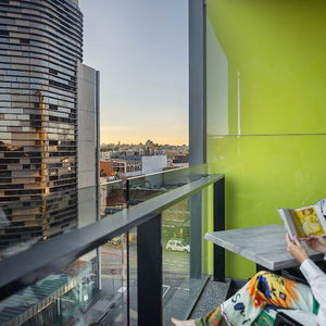 Hotel Art Series - The Cullen cazare Victoria